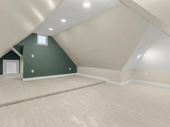 324 E Bethune St #2, Detroit, MI 48202