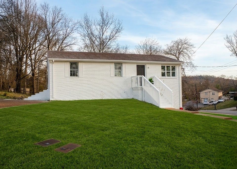 1st image of 124 Penny Brink Dr