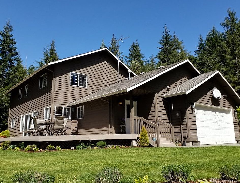 1st image of 2725 Parkwood Dr