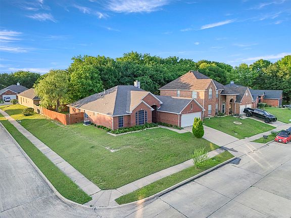2nd image of 8343 Crystalwood Dr