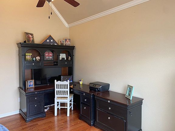 5th image of 334 Twin Creeks Ln