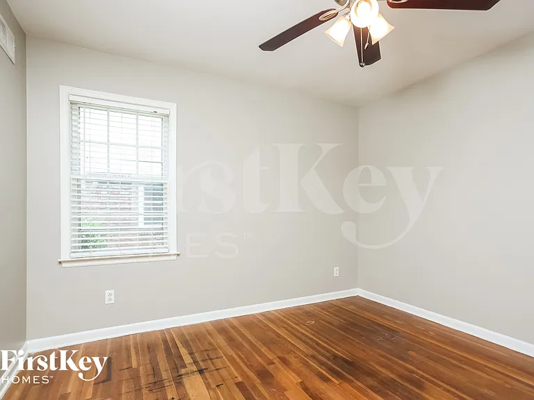 5482 Timmons Ave — Photo 13