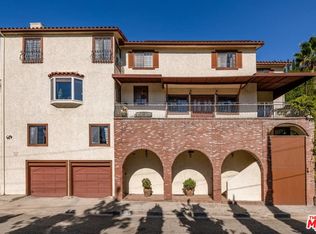 23210 Cass Ave, Woodland Hills, CA 91364