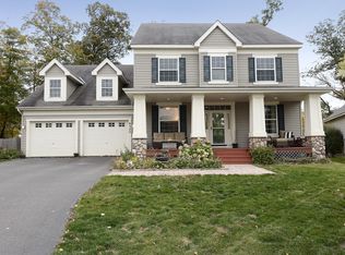 6325 Alwin Cir, Mound, MN 55364