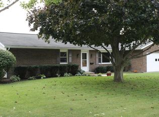 206 Chestnut St, Three Oaks, MI 49128