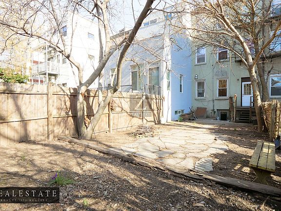 3rd image of 194 W 9th St #1