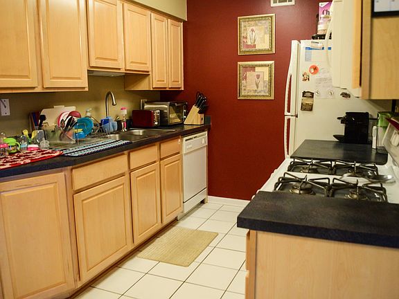 5th image of 1631 N Windsor Dr APT 309