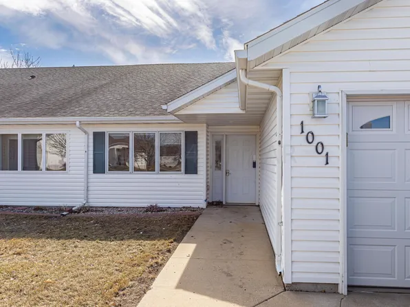 1001 Morningside Dr, Casselton, ND 58012
