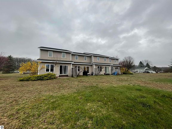 2nd image of 3482 Mahoney Dr
