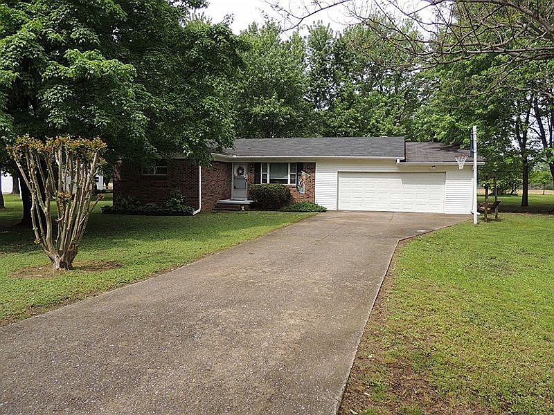 1st image of 242 Jo Cir