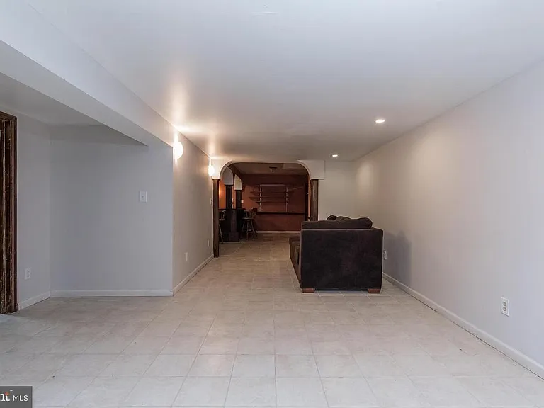 2112 Sondra Ct — Photo 9