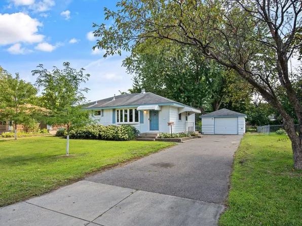 4919 Howe Ln, Brooklyn Center, MN 55429