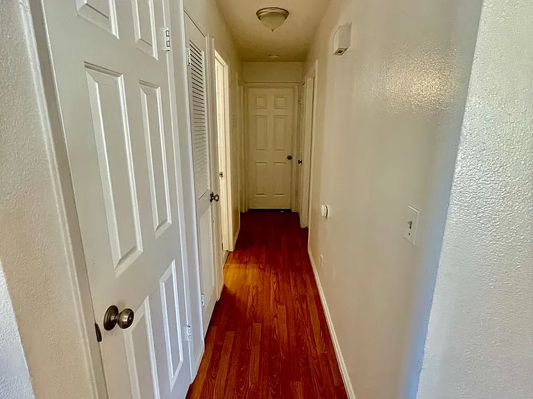 436 Belmont Dr — Photo 7