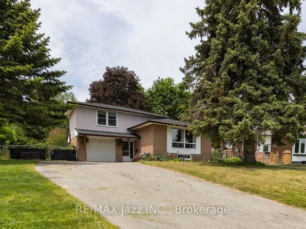 62 Crossley Dr, Pt Hope, ON L1A 3T5