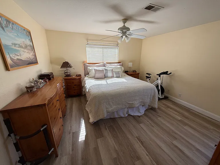 607 Hooper Ave — Photo 9