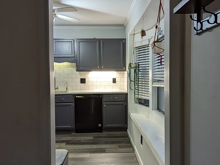 5400 Scenic View Ln — Photo 30