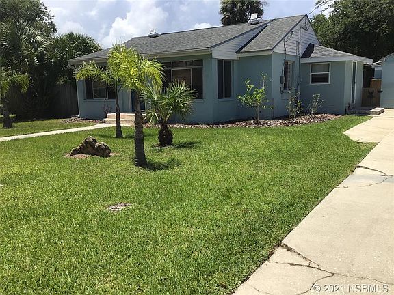 3rd image of 904 Conrad Dr