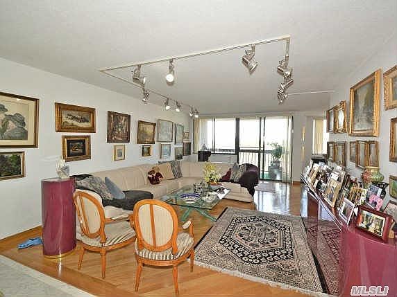 5th image of 1 Bay Club Dr APT 10C