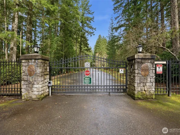 5008 Bridletree Drive NW, Bremerton, WA 98312