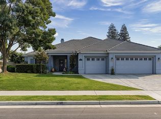 12601 Savonburg Dr, Bakersfield, CA 93312