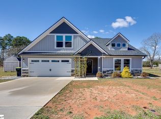 408 Analyse Dr, Wellford, SC 29385