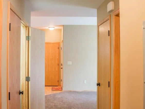 Tiyata Place Apartments, 918 Onaka Trl #F8b914626, Brookings, SD 57006