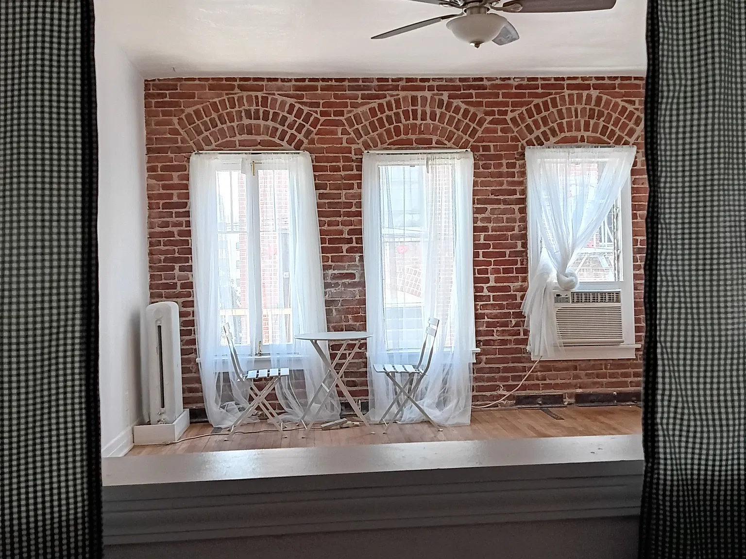 2121 James M Wood Blvd — Photo 2