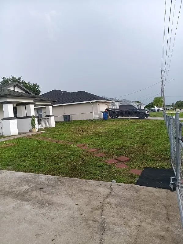4 bed, 1777 sqft, $1,595 — Photo 2