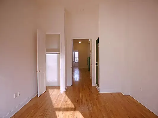 Rented by BIG Management NY | media 11