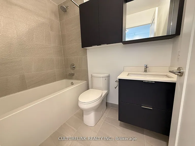 5105 Hurontario St #1604 — Photo 11