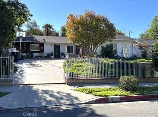 20800 Clark St, Woodland Hills, CA 91367