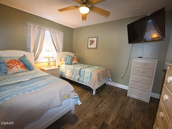 5th image of 1571 S Atlantic Ave APT 201