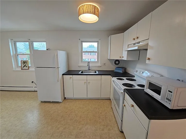 70 Carroll Ave #1004 — Photo 14