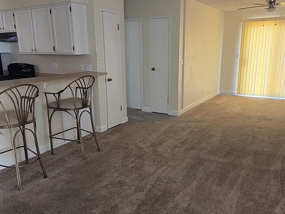3rd image of 366B Maine St #B