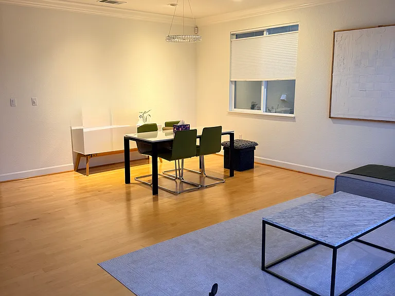 Escanyo Dr — Photo 1
