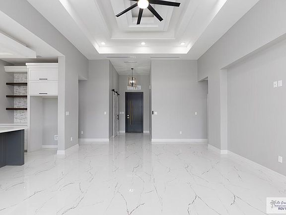 3rd image of 6280 King Palm Loop