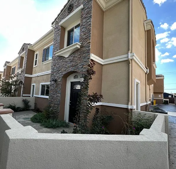 14099 Edwards St — Photo 4