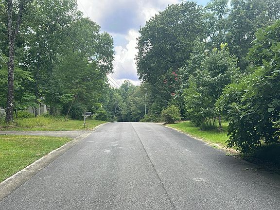 4th image of 162 Willow Ridge Dr