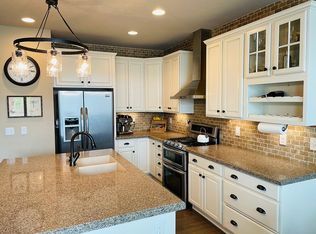 5138 Star Dust Ln, Fort Collins, CO 80528