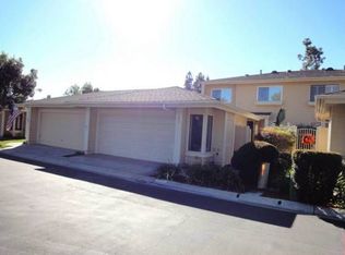 1021 Gleneagles Pl, Vista, CA 92081