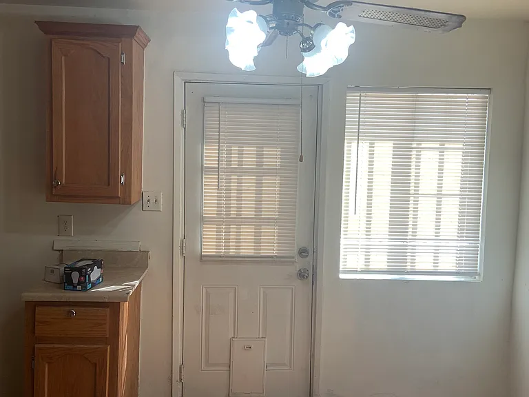 626 O St — Photo 3