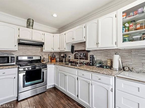 3rd image of 11858 Pantheon St