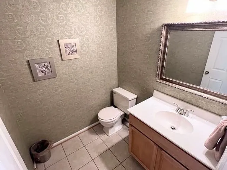 118 Guffey Ter — Photo 18