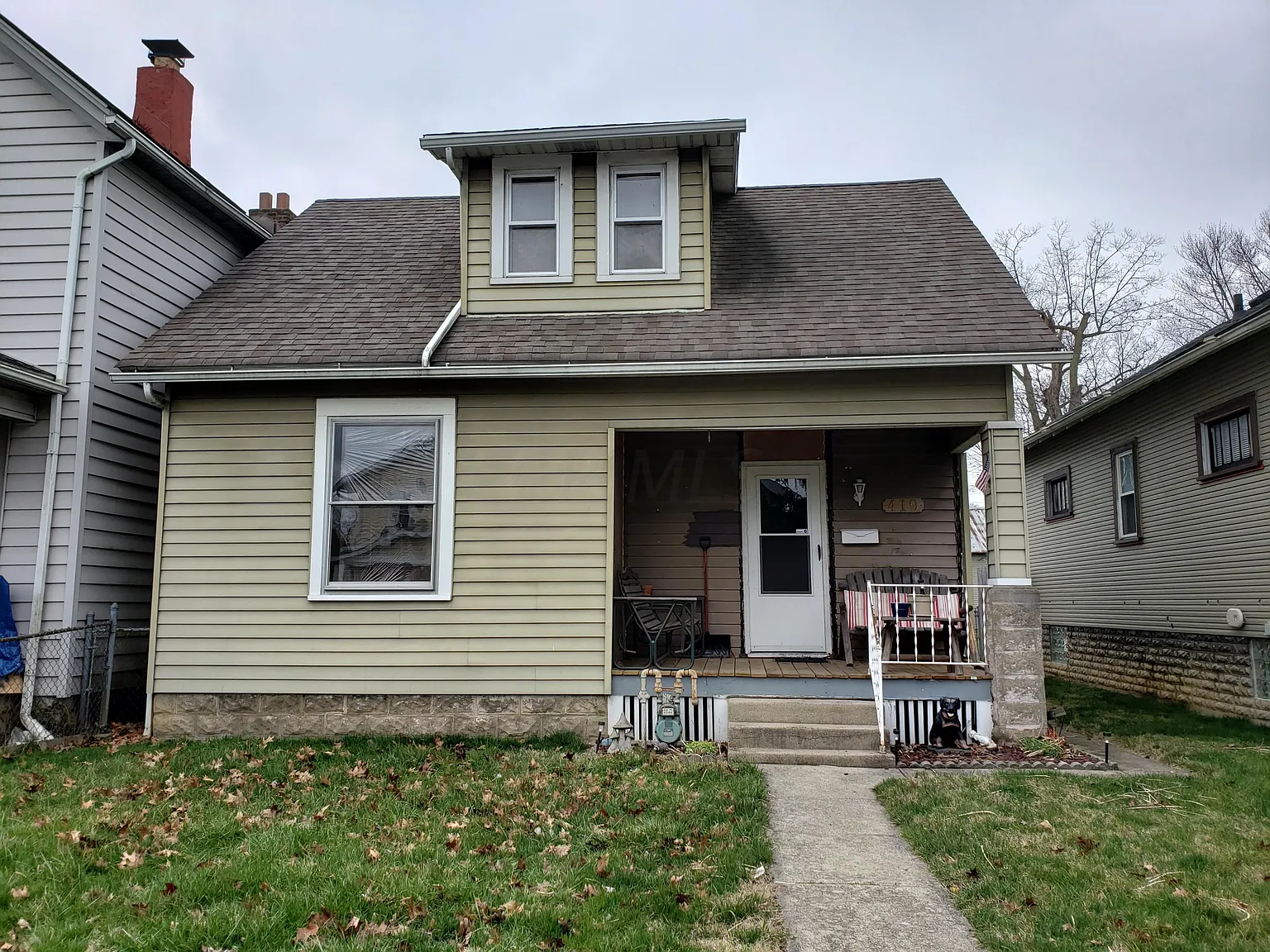 419 Helen St photo 1