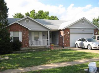 1605 Sabre Tooth Ct, Imperial, MO 63052