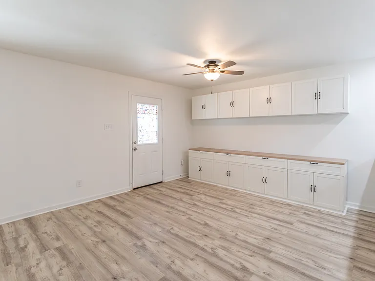 143 Sage Brush Dr — Photo 8