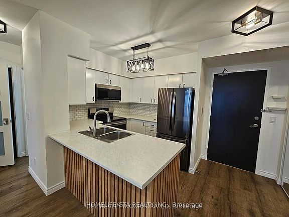 4th image of 4968 Yonge St #2802