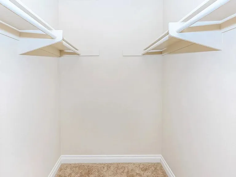 Windsong Apartments — Photo 14