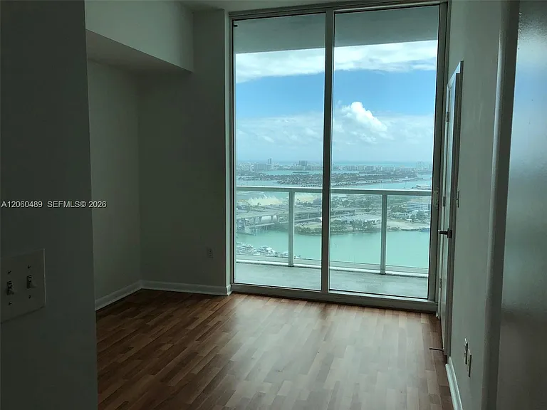 253 NE 2nd St #4207 — Photo 11