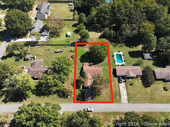 2nd image of 1508 Ridge Dr